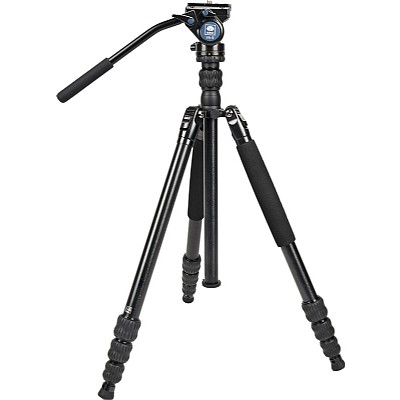Focus Traveller 9-27x56 ED, kit med Sirui Traveler 7VA